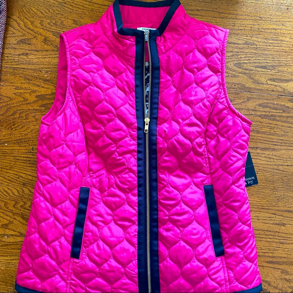 NWT Crown&Ivy Vest